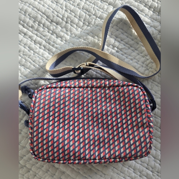 Tommy Hilfiger Cory II Camera Crossbody Nylon Light weight - Picture 8 of 9